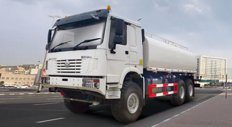 غطاء شاحنة نقل النفط Sinotruck HOWO Oil Tanker 336HP موديل 6X4