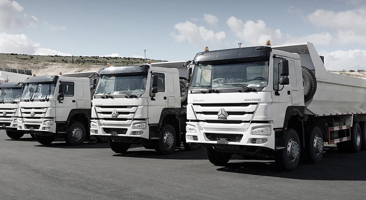 Camião Trator Howo 6X4